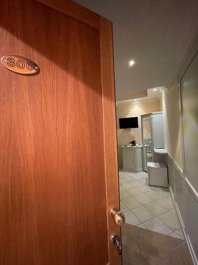 로마 Casa Di Stefano B&B 외부 사진